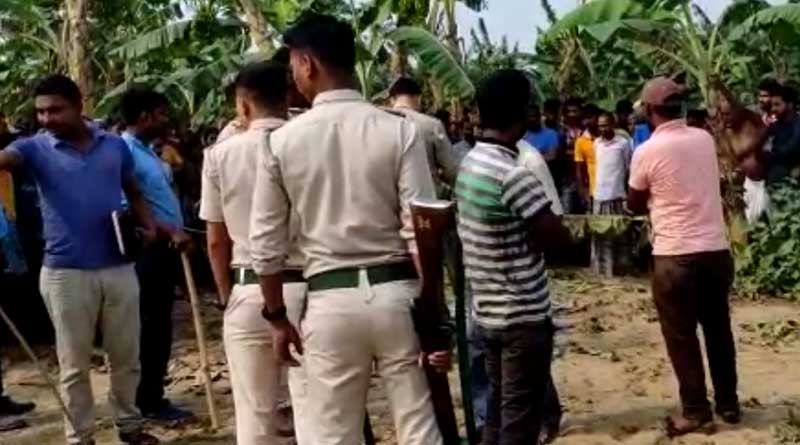 Deadbody of teenage gir found in the field in Maldah, investigation started | Sangbad Pratidin