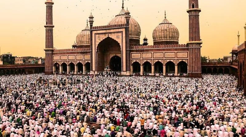 Most countries celebrate Eid after seeing crescent moon, India to celebrate on Saturday | Sangbad Pratidin