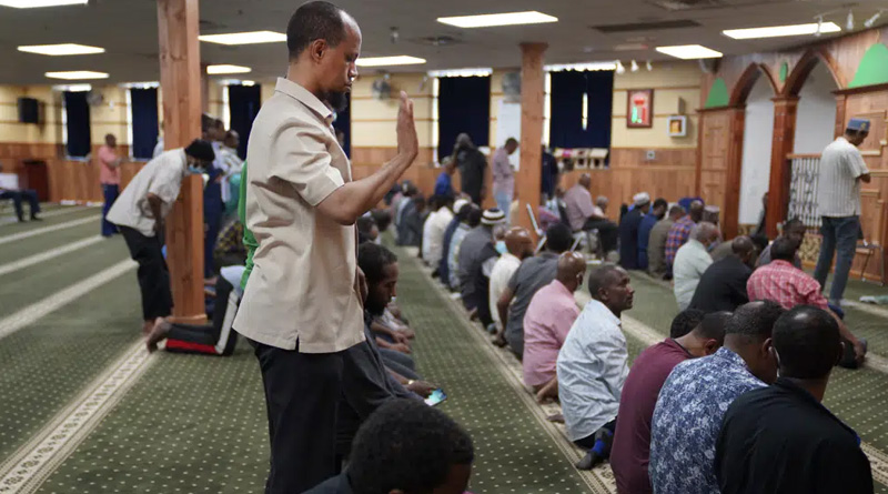 Minneapolis allows loudspeaker at dawn to broadcast Adhan calls | Sangbad Pratidin