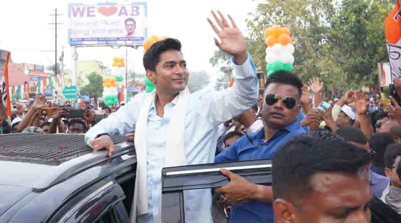 Abhishek Banerjee plays traditional musical instrument at Purulia