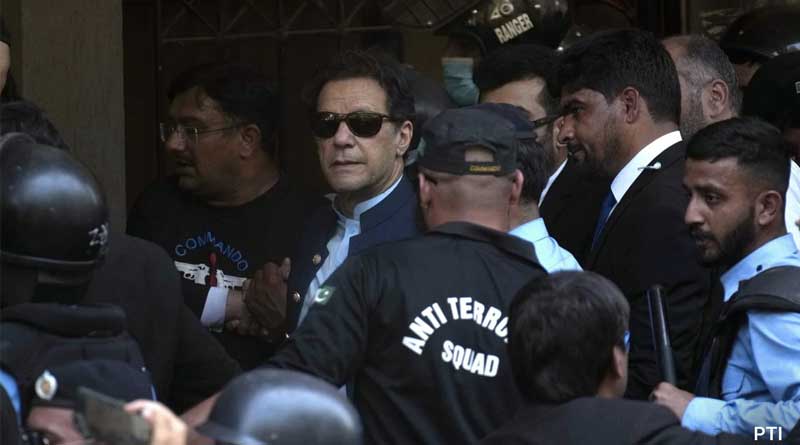 Imran Khan returns to Lahore's Zaman Park residence | Sangbad Pratidin