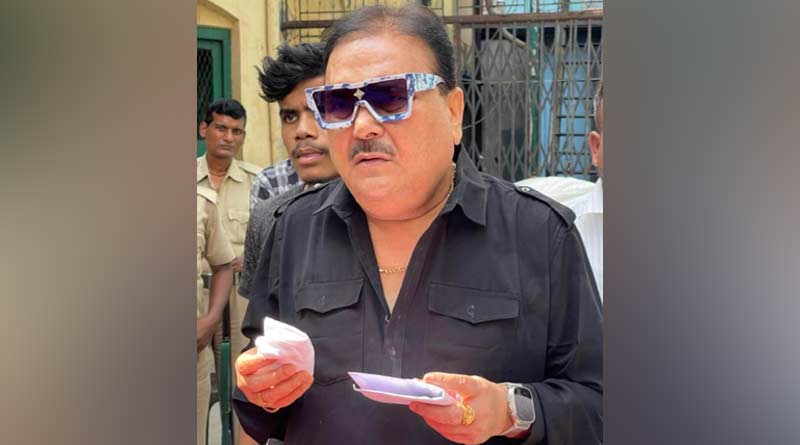 Madan Mitra threats to resign and expresses his anger indirectly on the supremo | Sangbad Pratidin