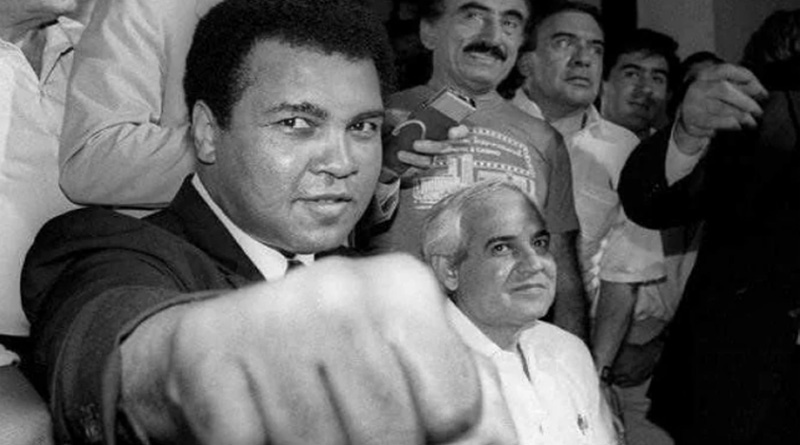 Muhammad Ali tossed his olympic medal into Ohio river। Sangbad Pratidin
