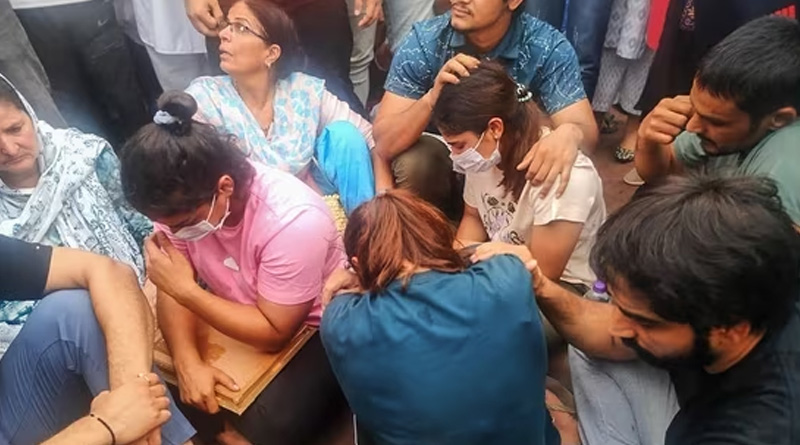 Wrestlers did not immerse medals, sets deadline for five days to arrest Brijbhushan | Sangbad Pratidin