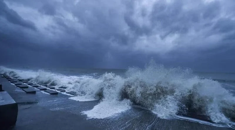Cyclone Biparjoy To Make Landfall In Hours and 74,000 people Evacuated | Sangbad Pratdin