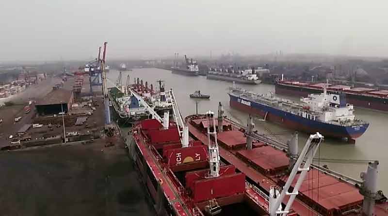 Haldia Dock Administration signs contract with Adani Group for 30yrs | Sangbad Pratidin