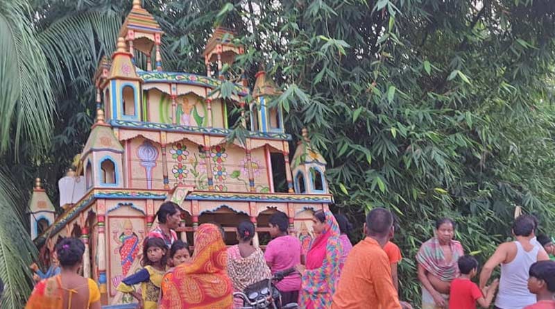 Rath wheel damaged due to crash with lorry at Daspur, huge protest erupted | Sangbad Pratidin