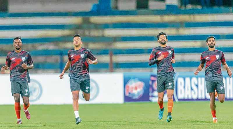 Talking on the phone is prohibited in Igor Stimach's dressing room । Sangbad Pratidin
