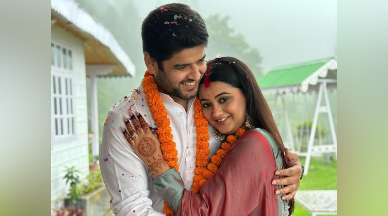 Uday Pratap Singh Anamika Chakraborty honeymoon post goes Viral| Sangbad Pratidin