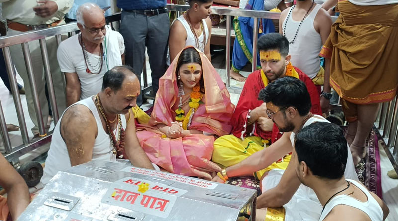 Parineeti-Raghav-at-Mahakaleshwar-3