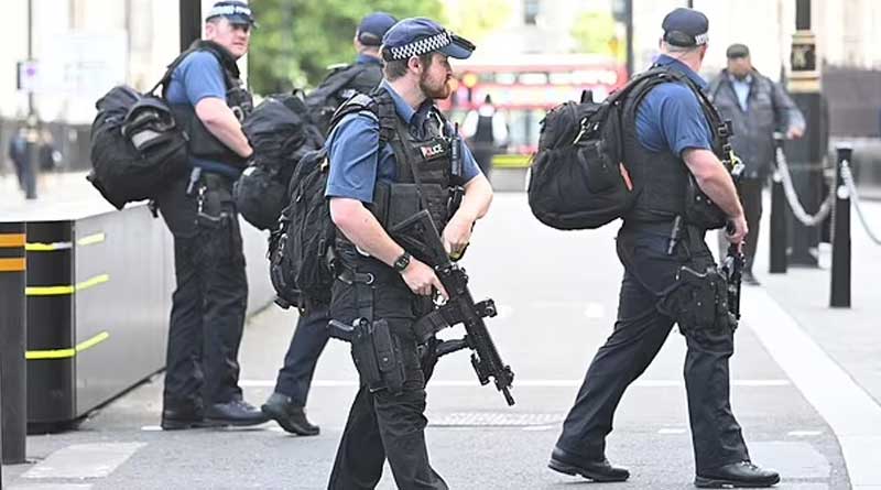 Revolt in London Police | Sangbad Pratidin