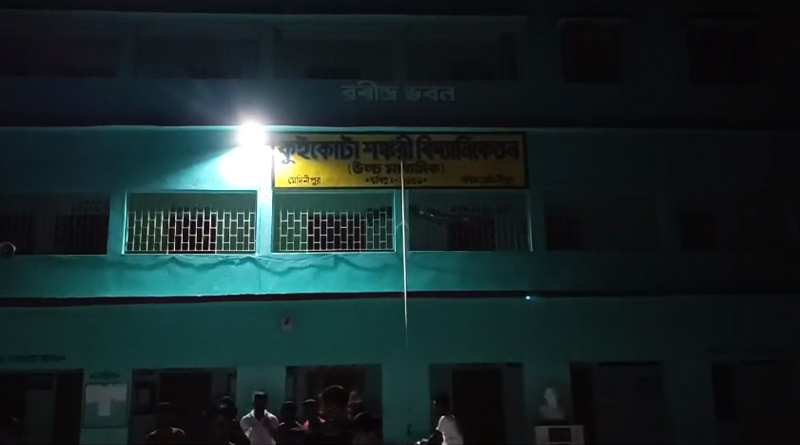 Sound of Child's cry heard from closed school at Midnapore | Sangbad Pratidin
