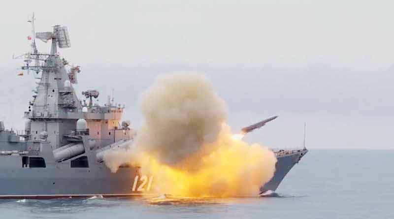 Russia hits Ukrainian Odesa port, damage grain storage। Sangbad Pratidin