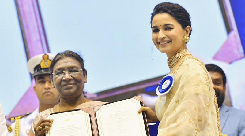 This is why Alia Bhatt wore wedding saree at National Award | Sangbad Pratidin