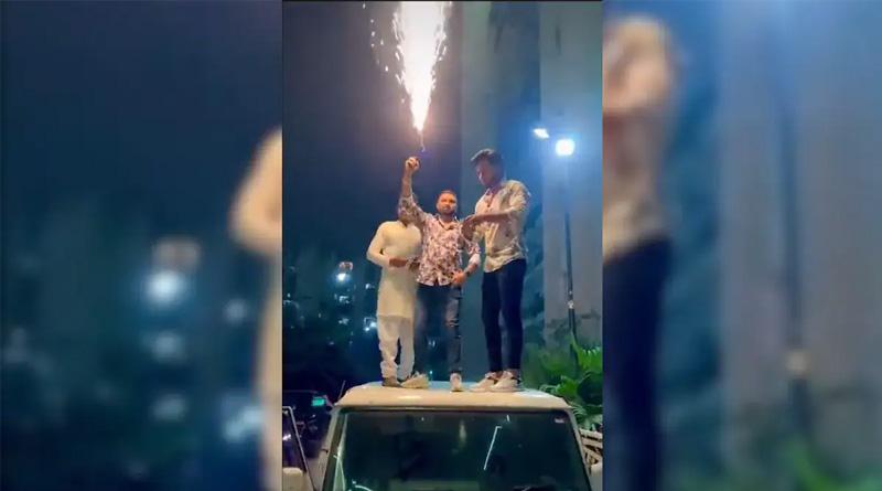 Ghaziabad Man Arrested after Burst Crackers, Throw Currency In Air | Sangbad Pratidin