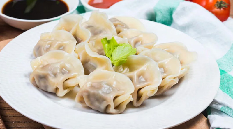 Video of pineapple-filled Momos go viral। Sangbad Pratidin