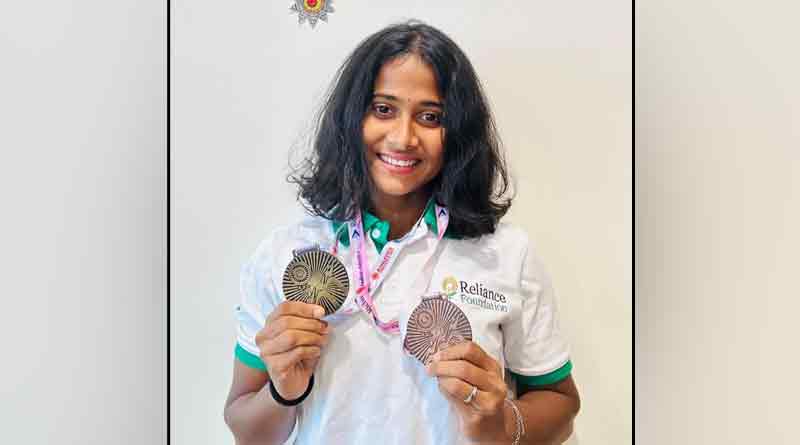 Moumita Mondal from Hooghly wins Gold in National Athletics | Sangbad Pratidin