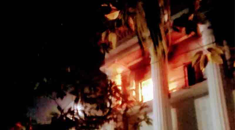 Fire breaks out at Calcutta Medical College Hospital | Sangbad Pratidin