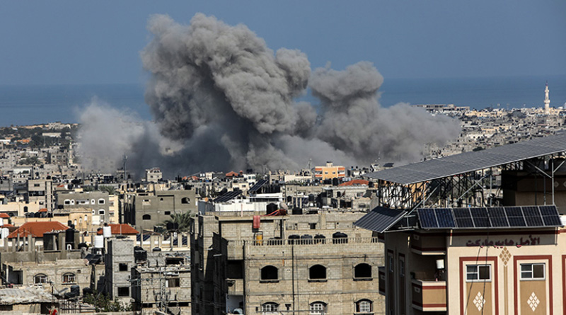 Gaza's al-Shifa hospital a death zone as hundreds leave | Sangbad Pratidin
