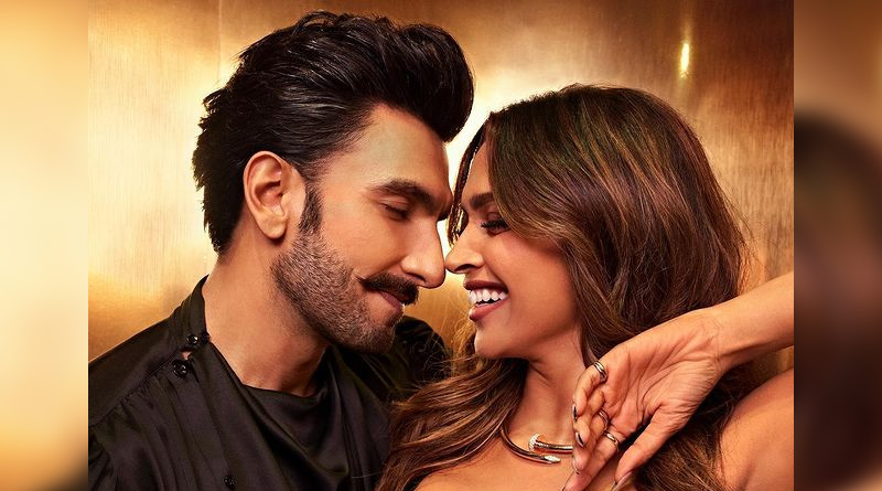 Ranveer Singh kisses Deepika Padukone at Jio World Plaza event