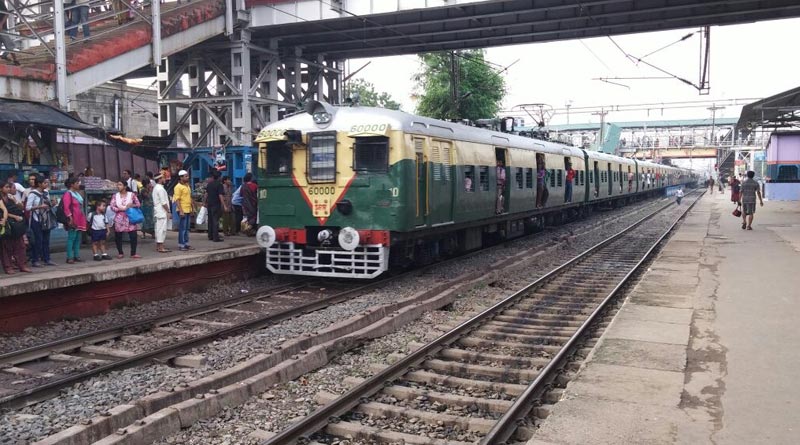 Fire hit beside Rail line near Bally station, Train service stop in Howrah route