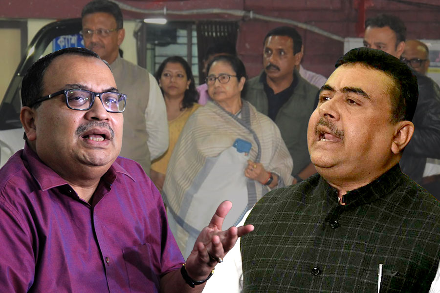Suvendu Adhikari criticises Mamata Banerjee on her opeartion, TMC replies with strong version | Sangbad Pratidin
