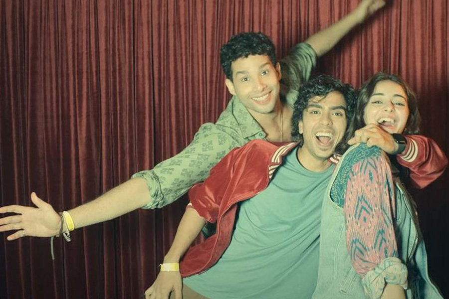 Kho Gaye Hum Kahan Movie Review: Ananya Panday, Siddhant Chaturvedi, Adarsh Gourav’s film is a reality check
