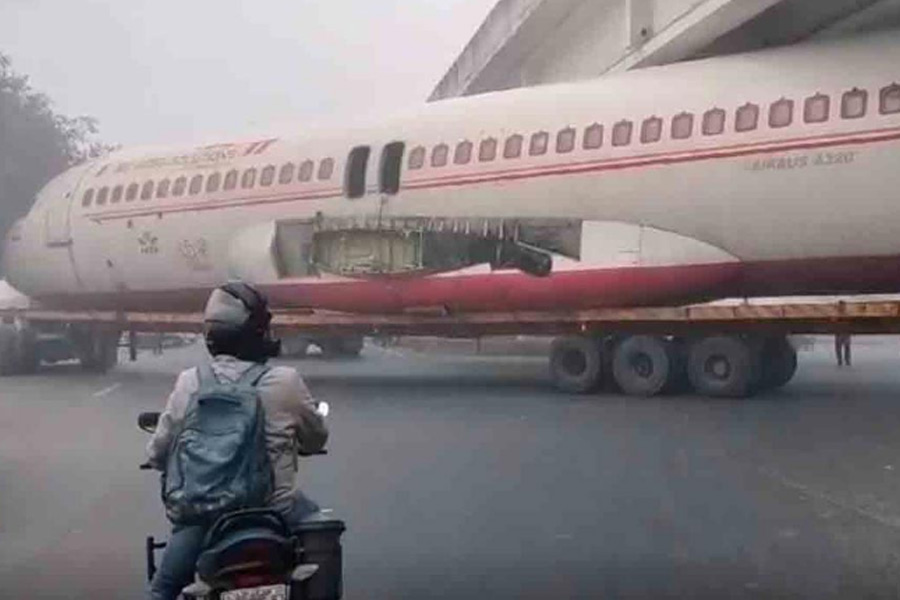 Plane gets stuck under bridge in Bihar। Sangbad Pratidin