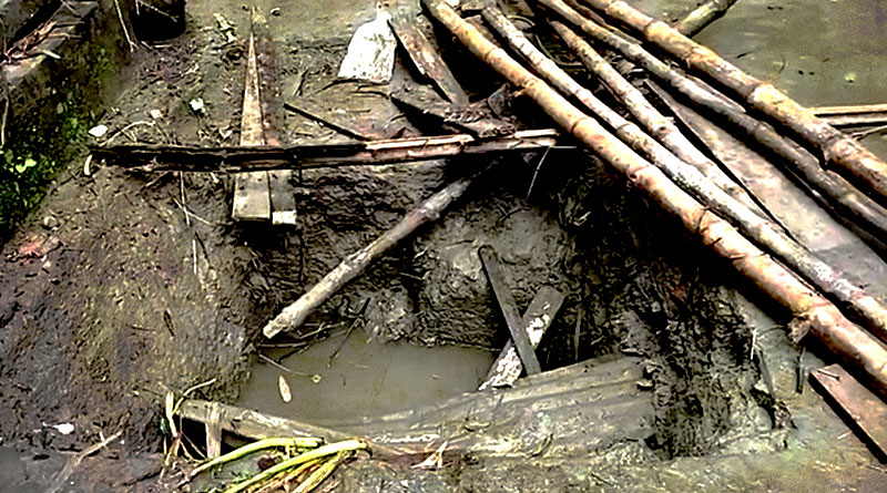 Child died in Baduria after falling in ditch at home | Sangbad Pratidin