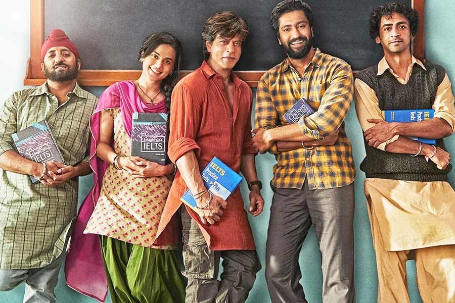 Dunki Public Review: Twitter user live streams first 50 mins | Sangbad Pratidin