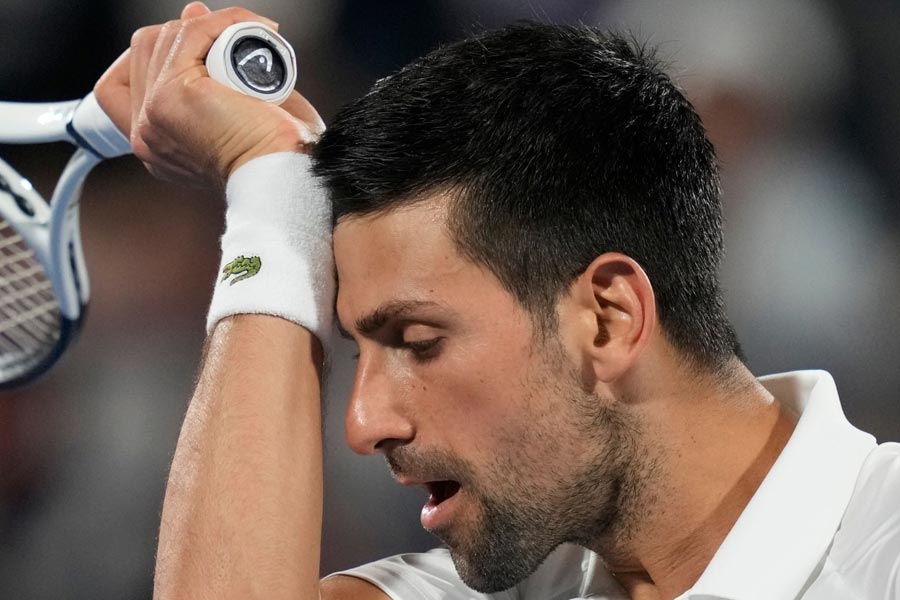 Novak Djokovic withdraws his name from French Open