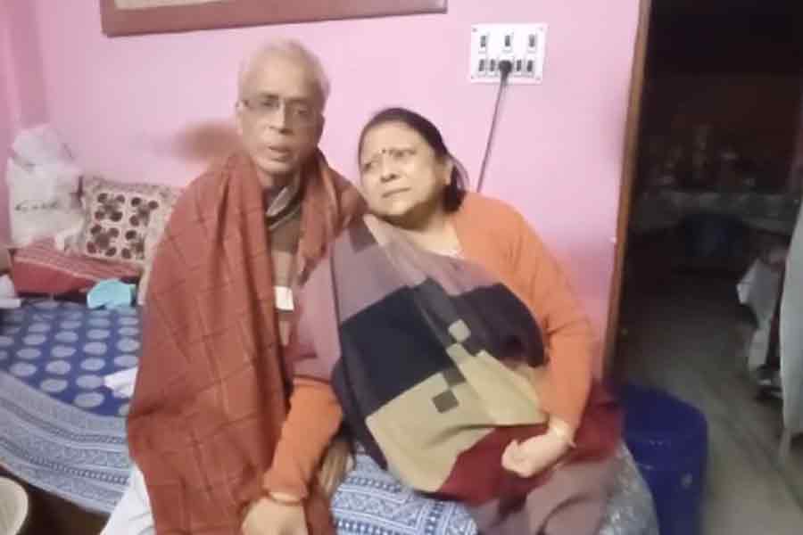 Hoogly couple lost 5 lakhs in online cheating