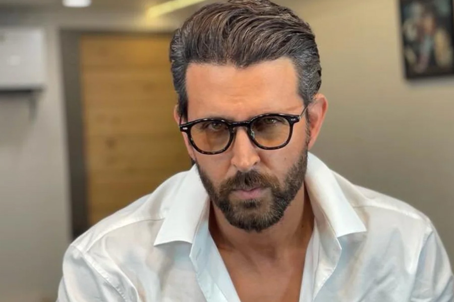 Hrithik Roshan's Post For His Fitness Trainer| Sangbad Pratidin