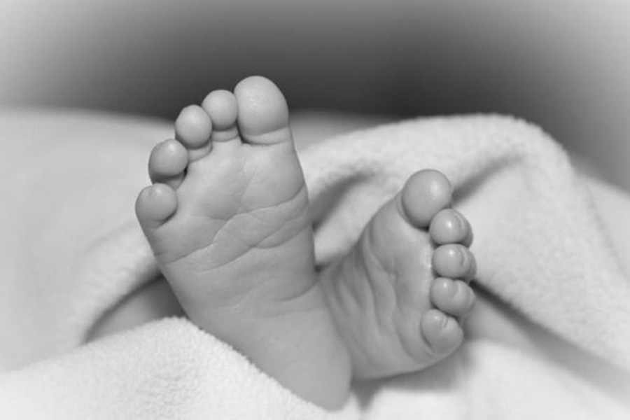 Child Drowns As Family Forces Him To Take Ganga Dip To 