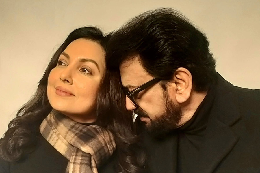 Indrani Dutta, Chiranjeet Chakraborty, Priyanka Sarkar in New Bengali Movie The Loop | Sangbad Pratidin