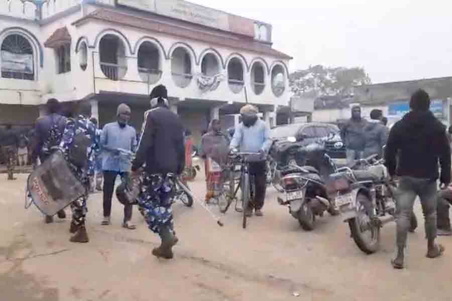 Jhalda Municipal Chairman removed | Sangbad Pratidin