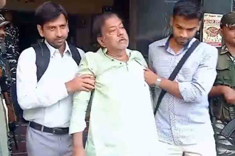 Ration Scam: ED calls Jyotipriya Mallick as 'ring master' of Corruption refusing bail plea