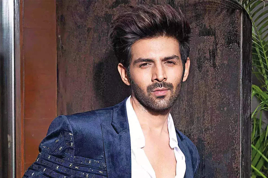 Chandu Champion New Poster: Kartik Aaryan Shares His Look As A Soldier| Sangbad Pratidin