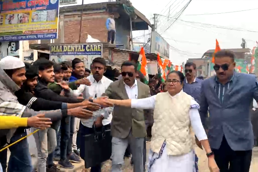 Mamata Banerjee wishes all candidates of Madhyamik, HS, and all other board exams | Sangbad Pratidin