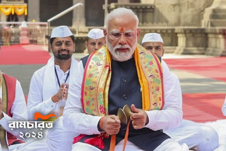 PM Modi shares Nazrul geeti, says Bengal has immense reverence for Lord Ram| Sangbad Pratidin