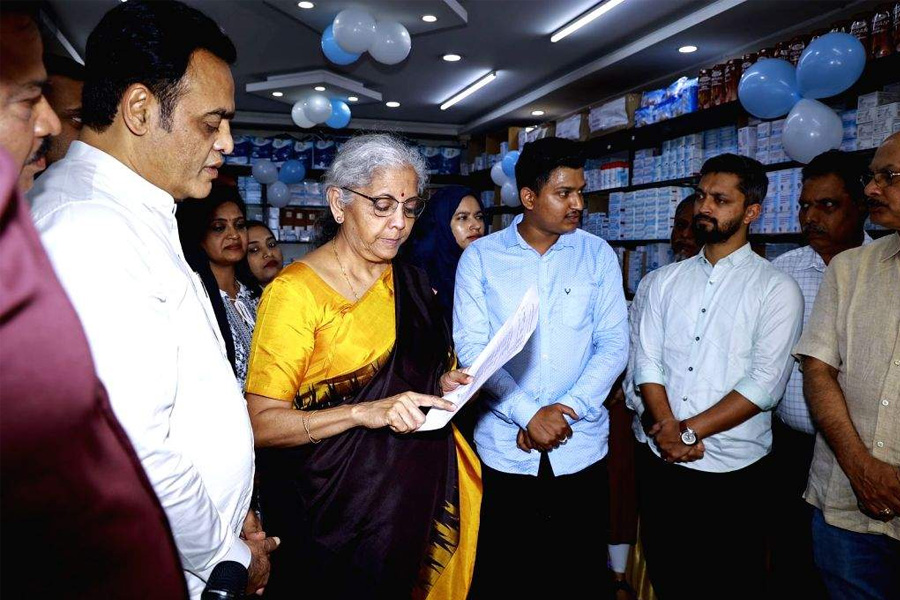 Budget 2024: Govt. may provide 75% discount in Janaushadhi kendra medicine | Sangbad Pratidin