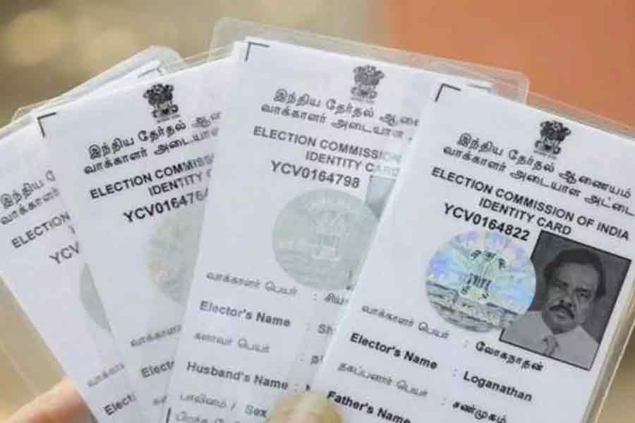 CS directs DMs to over view all voter list to avoid fake voters