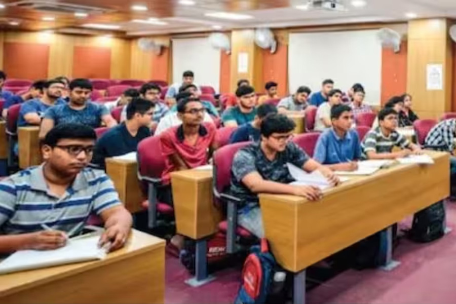 Coaching centers will not be allowed to admit students below 16 years | Sangbad Pratidin