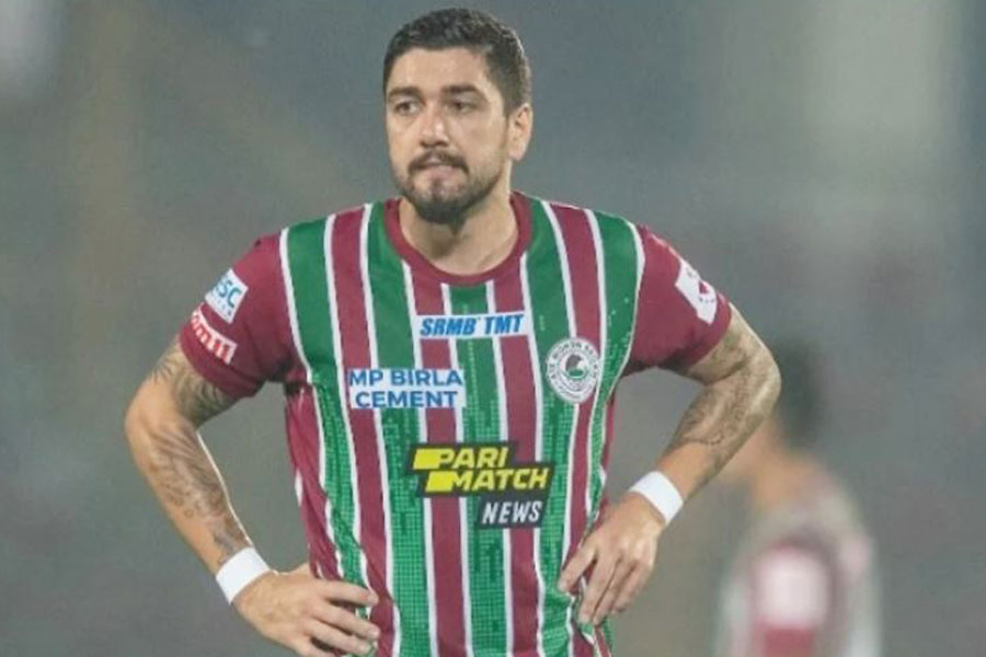 Petratos missed penalty in Kalinga Super Cup Derby । Sangbad Pratidin