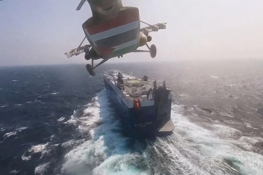 Houthis reject final warning from USA, detonates drone boat in Red Sea | Sangbad Pratidin