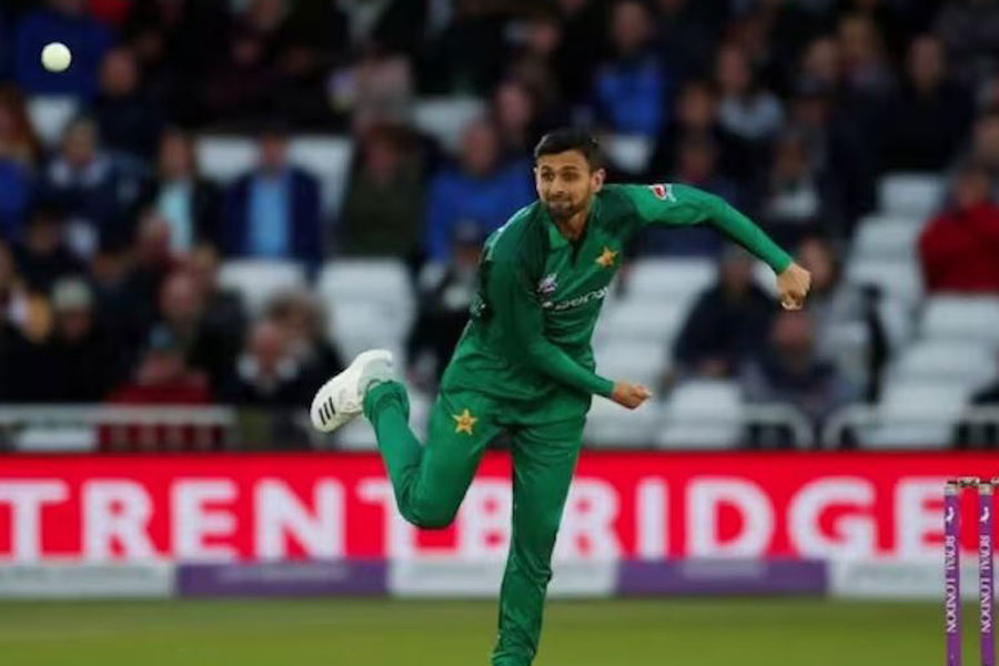 Pakistan star Shoaib Malik opens up for the first time after no ball controversy । Sangbad Pratidin