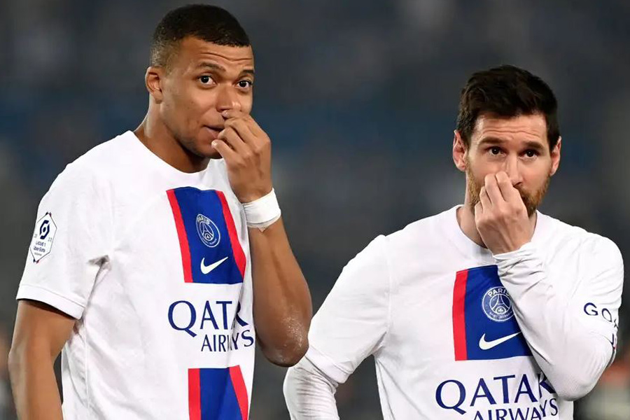 French star Kylian Mbappe says Lionel Messi didn't receive the respect he deserved at PSG । Sangbad Pratidin