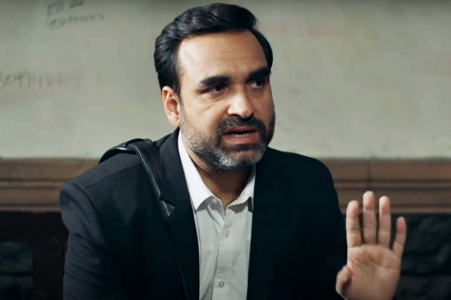 Pankaj Tripathi Steps Down As Election Commission's National Icon | Sangbad Pratidin