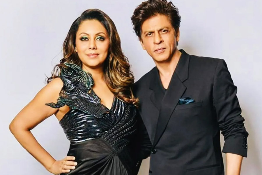 Gauri Khan’s brother had murder on his mind whenever saw Shah Rukh Khan | Sangbad Pratidin