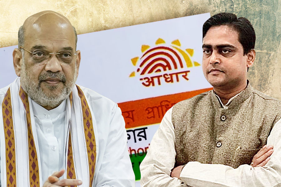 Union minister Shantanu Thakur says, he will solve aadhaar cancellation problem । Sangbad Pratidin
